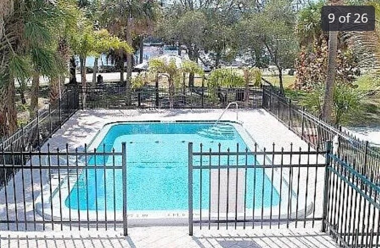 Photo - 457 N Lamb Blvd