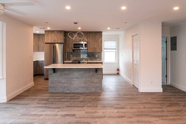 Unit B - DeVoe Elite