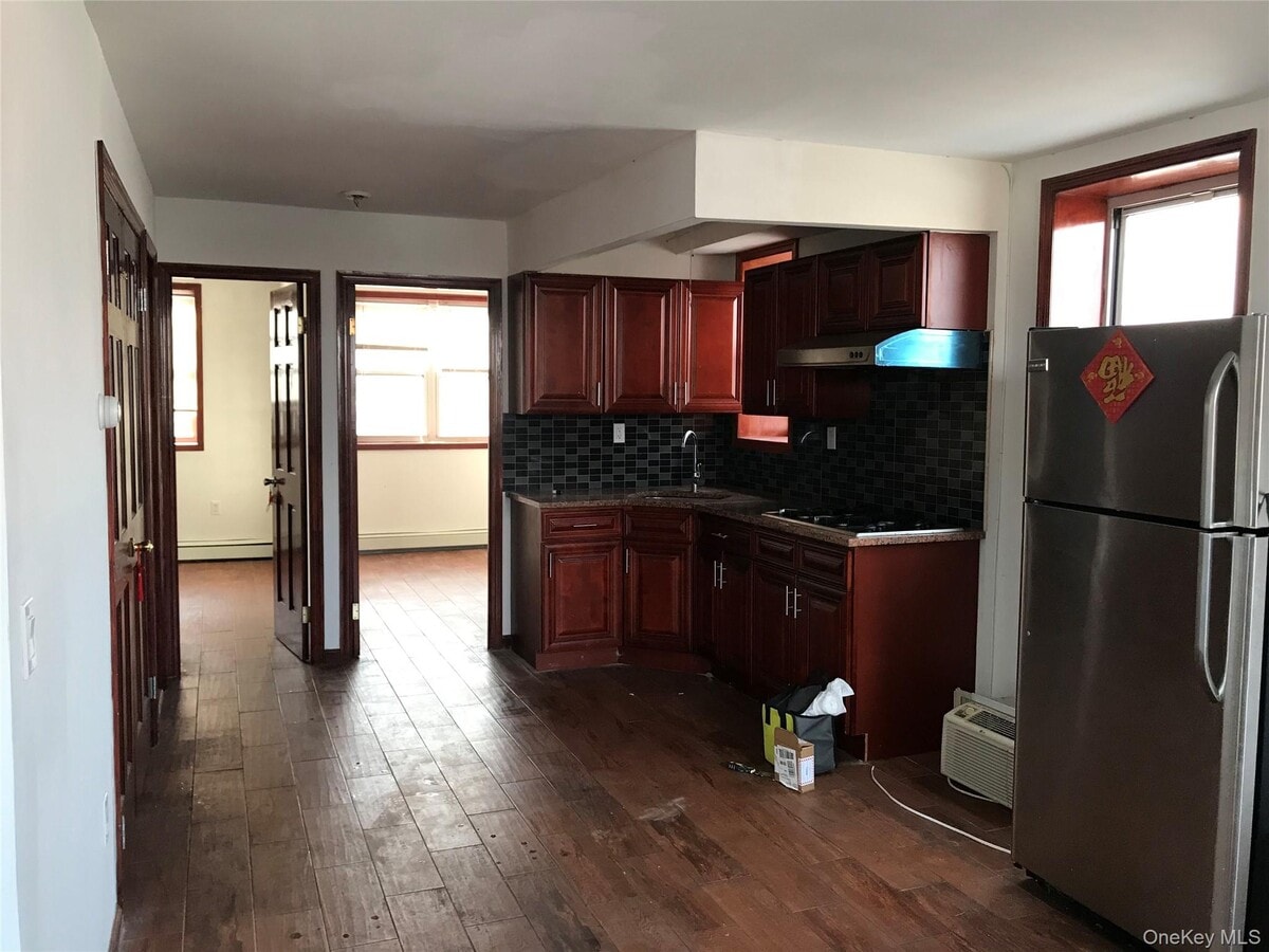 Photo - 57-30 Main St Unidad 1Fl