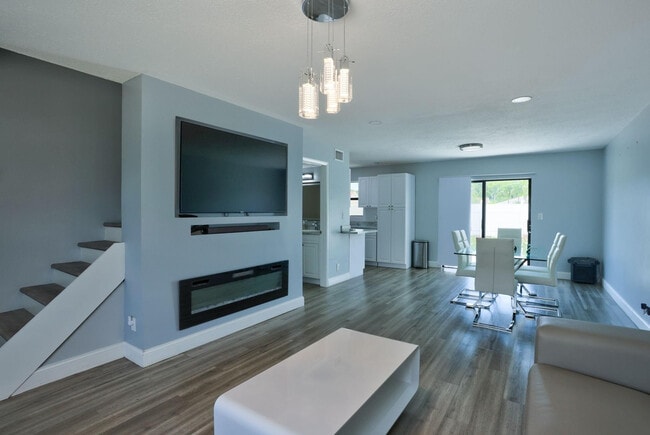 Photo - 6052 Lace Wood Cir