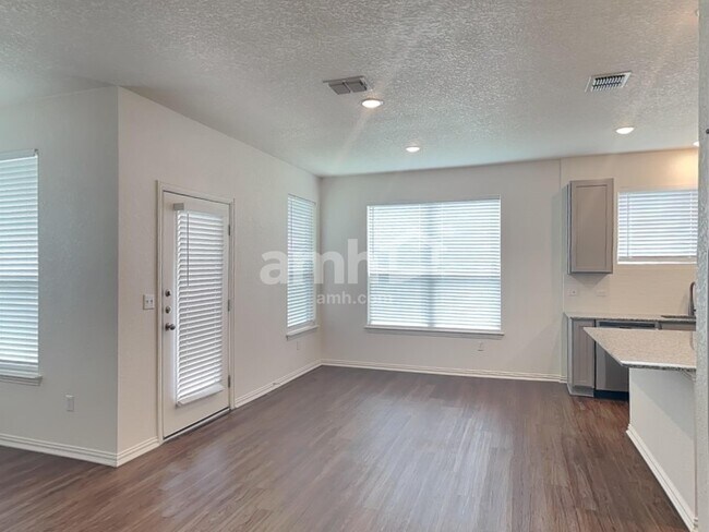 Photo - 465 Pebble Beach Run