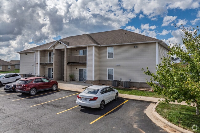 Pin Oak Apartments