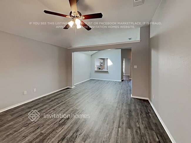 Photo - 5702 Vandalia Trail