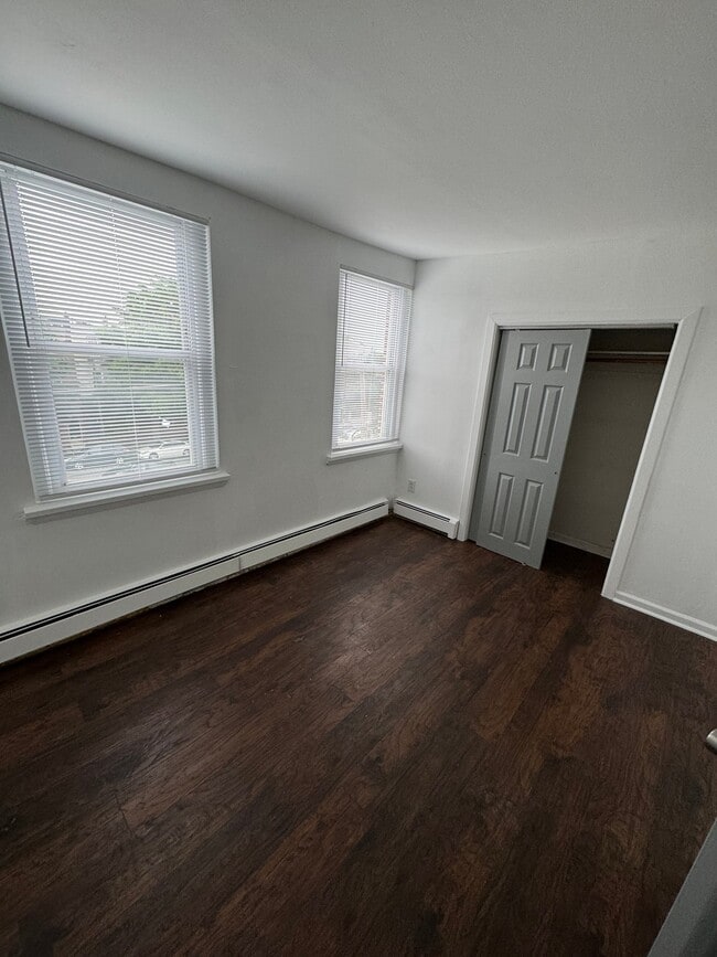 Photo - 424 E Girard Ave Unit 3rd floor