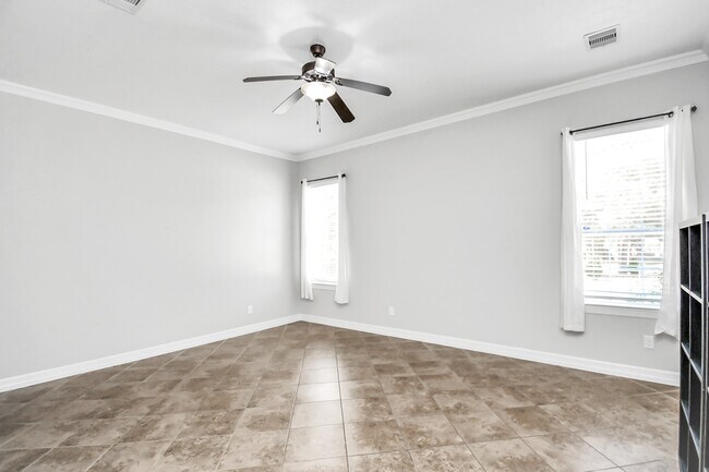 Photo - 160 Frst Trce Ln