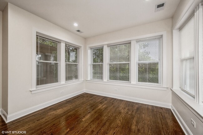 Photo - 5029 W Washington Blvd