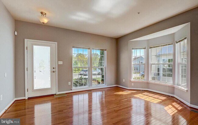 Photo - 1709 Hayle Dr