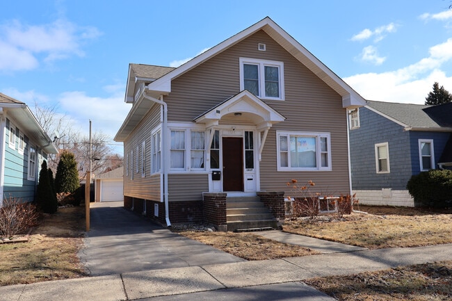 Photo - 1617 Jackson St Unit 2