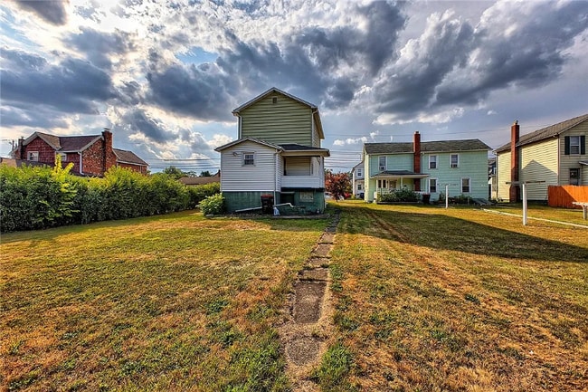 Photo - 227 Loyalhanna Ave