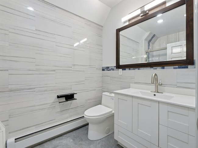 Photo - 232 1st St Unit #1