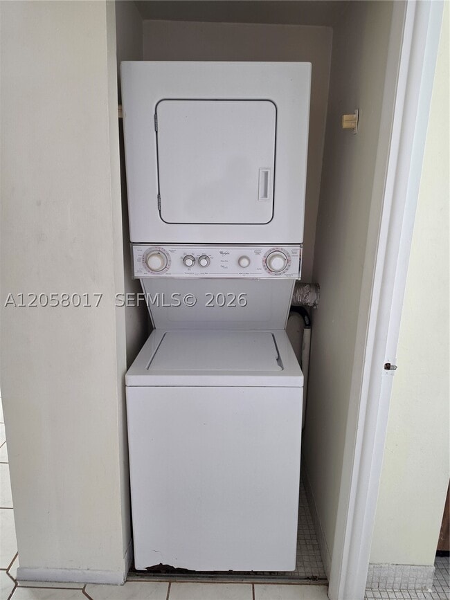 Photo - 4158 Inverrary Dr Unit 308