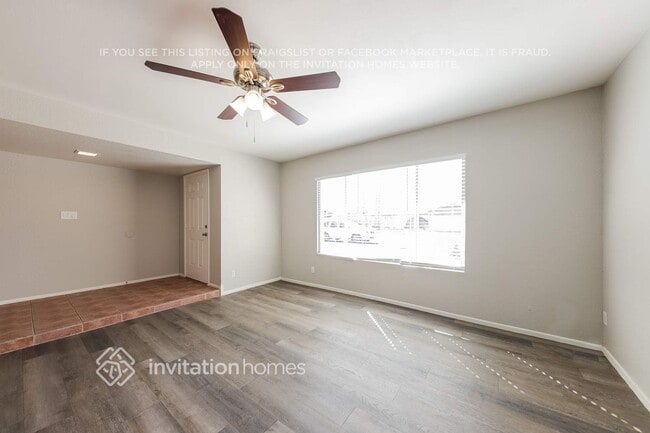 5808 W Mary Jane Ln