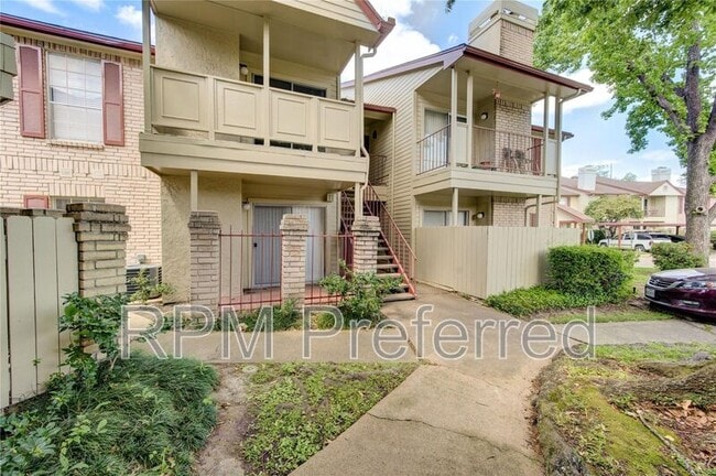 Photo - 2120 El Paseo St