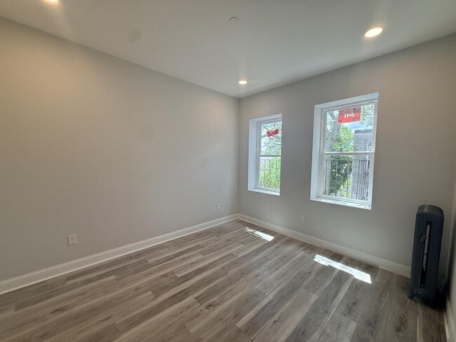Photo - 78 Kirkland St Unit 35