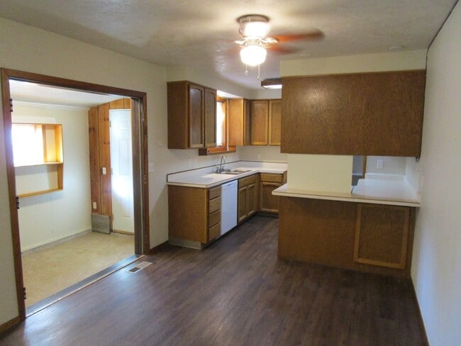 Photo - House Right By Ward Rhoden Stadium - Avail...