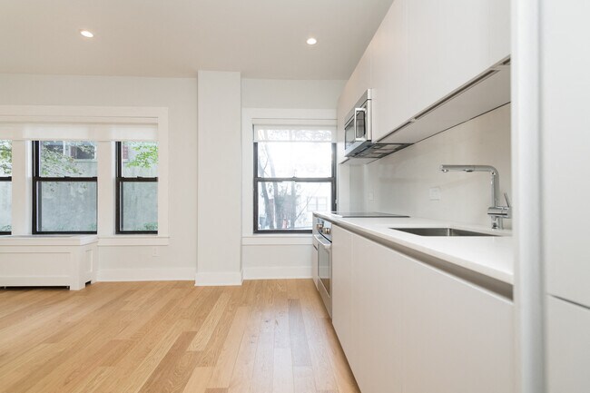 Photo - 123 Highland Avenue