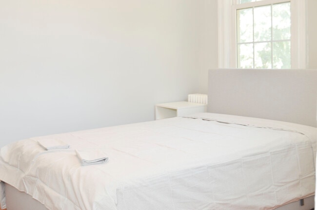 Photo - 201 Kentucky Ave SE Unit #2