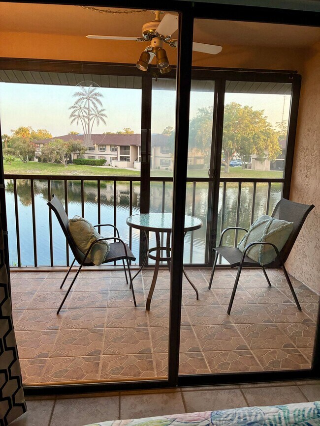 19505 Quesada Ave Unidad MM 203