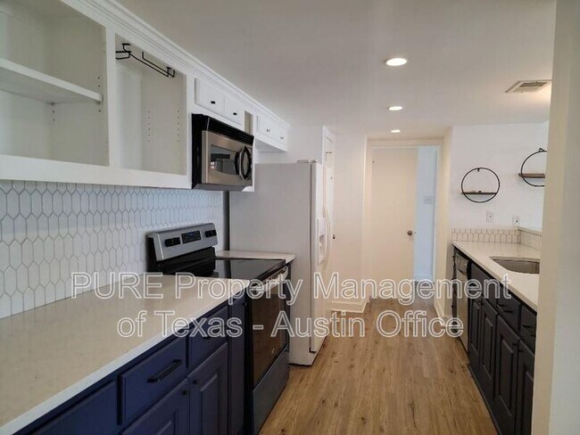 Photo - 3216 Poe Cove Unit #2E