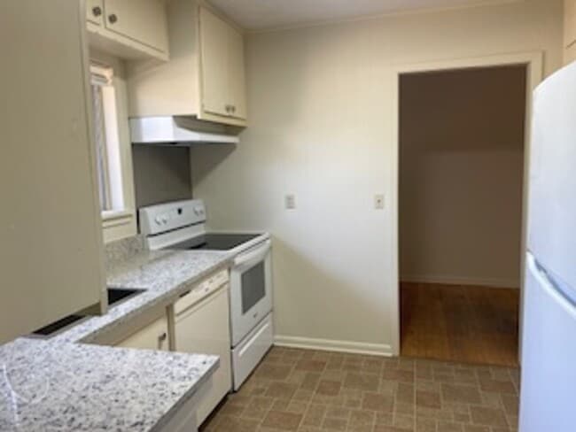 Photo - 1025 W Sloan St