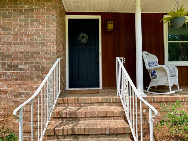 917 Shadow Dr