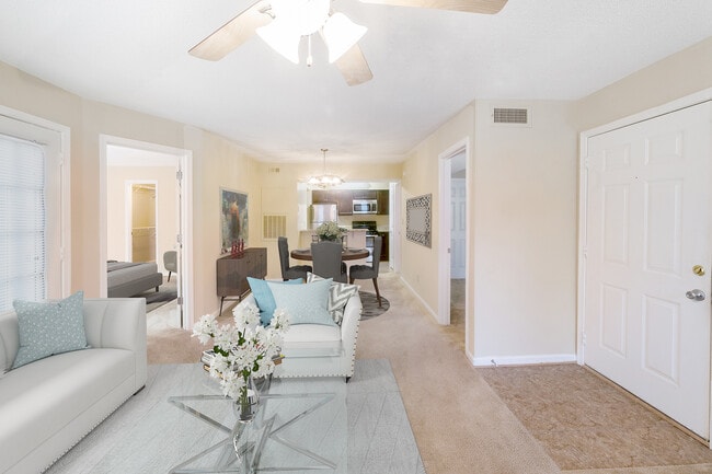 Photo - Herons Point Apartments