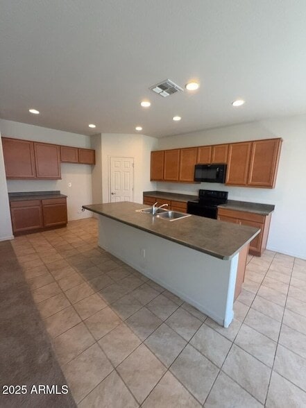 Photo - 19928 W Buchanan St