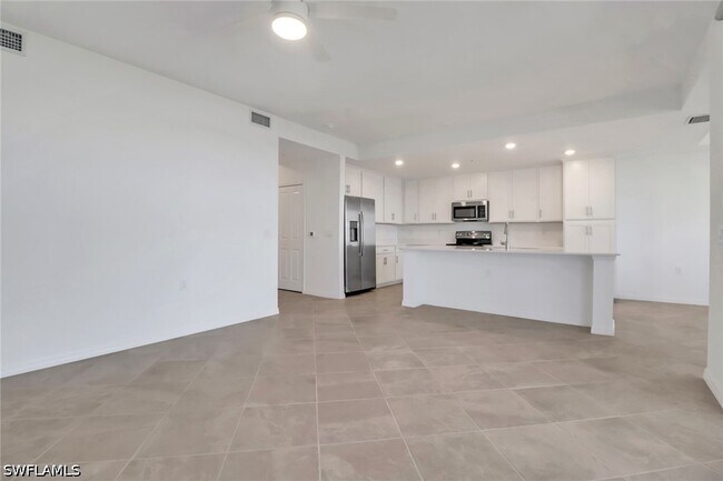 Photo - 5749 Double Eagle Cir Unit 4537