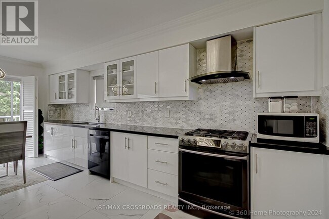 Photo - 44 Mendocino Dr