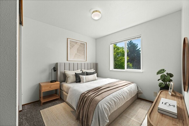 Bedroom 1 - University Heights