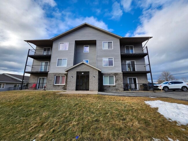 Building Photo - 15 Magazine St Unit 208