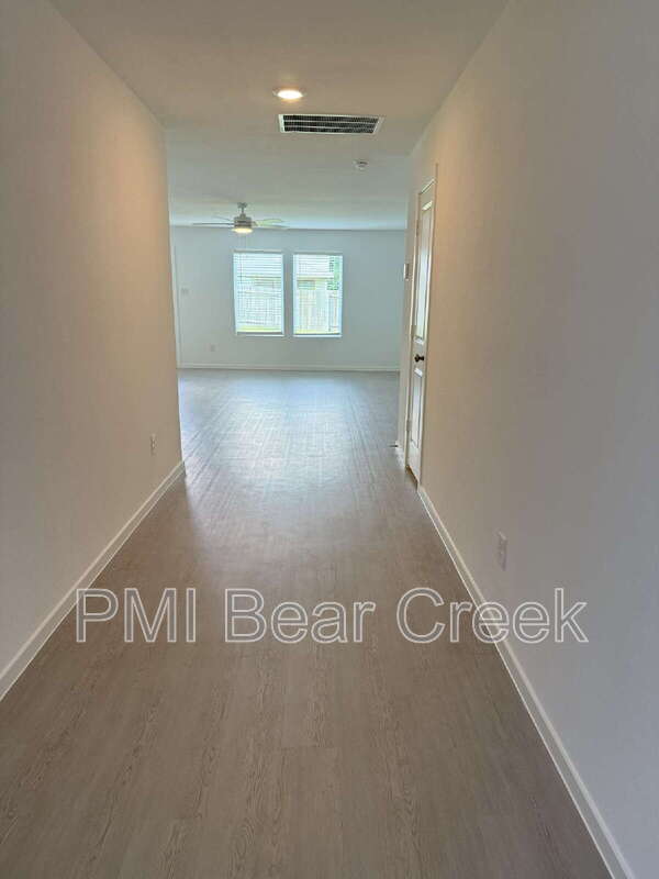 Photo - 25777 John Wayne Dr