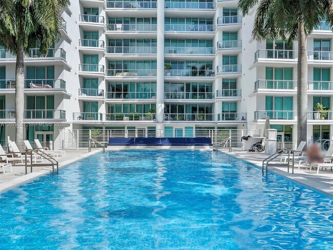 2627 S Bayshore Dr Unit 2106