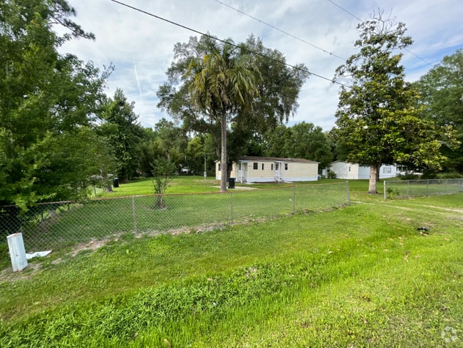 Building Photo - 15731 Trigonia St Rental