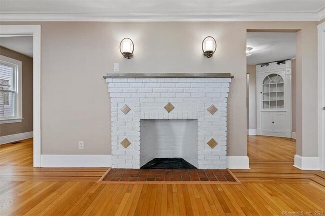 Photo - 223 Townsend Ave Unit 1