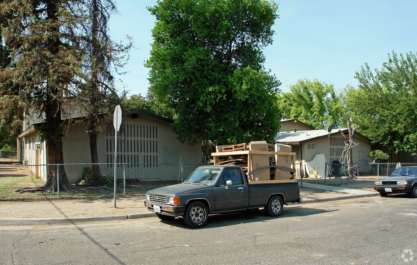 Photo - 3652 E Clay Ave