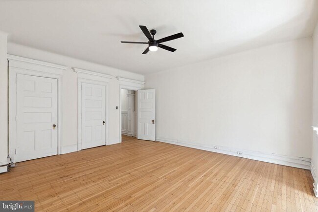 Photo - 131 S 18th St Unit 3