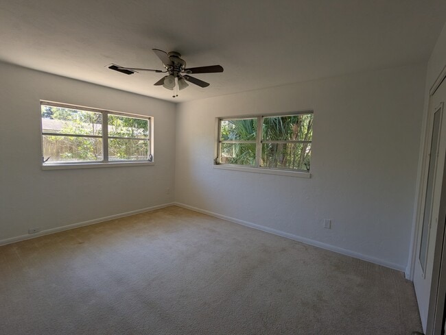 Photo - 2002 NE 15th Ter