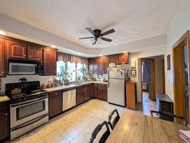 Photo - 50 William St Unit 2