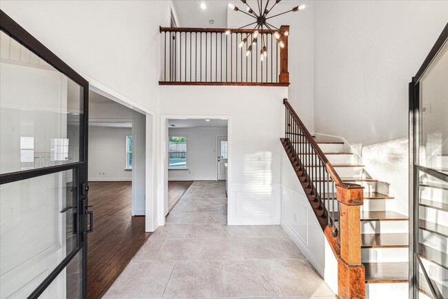 Photo - 4810 Bayou Vista Dr