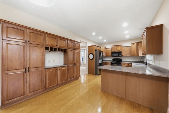 Photo - 997 Sweeney Dr