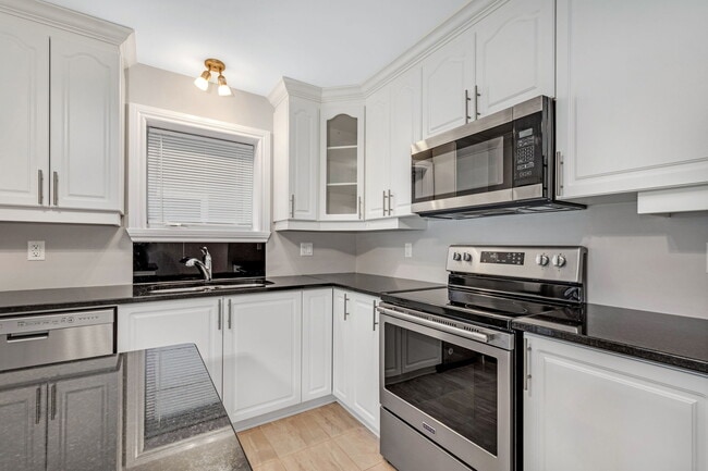 Photo - 296 Masters Ln. Unit 245
