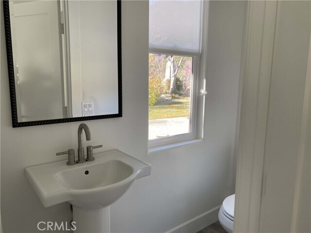 Photo - 821 Melody Ln