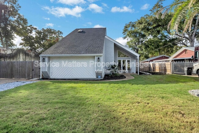 Building Photo - 7575 Tippin Ave Rental