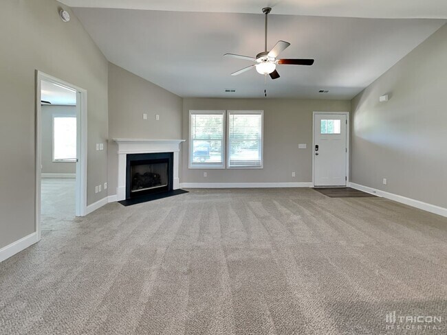 Photo - 20 Pine Meadow Way