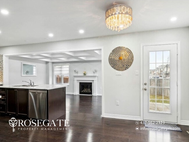 Photo - Spacious 4-Bedroom Detached Corner Home with Garage & Backyard in Brampton Unit 1