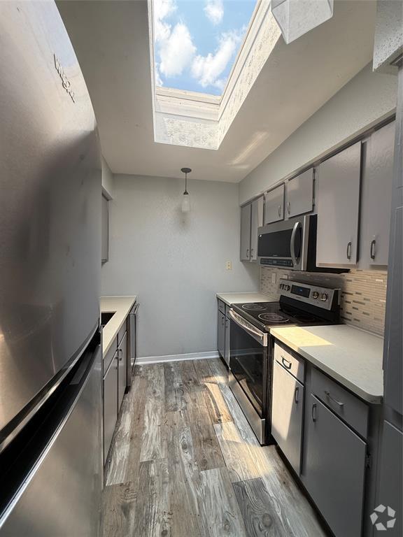 Building Photo - 9809 Richmond Ave. Unit H14 Rental