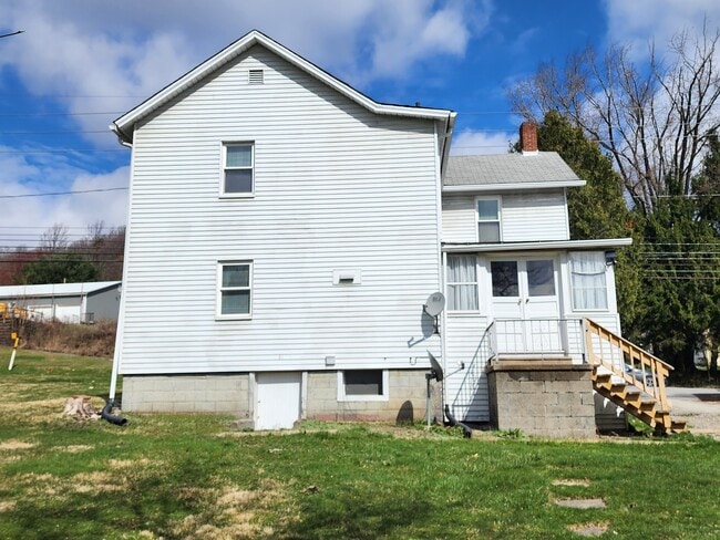 Photo - 1636 Philadelphia St