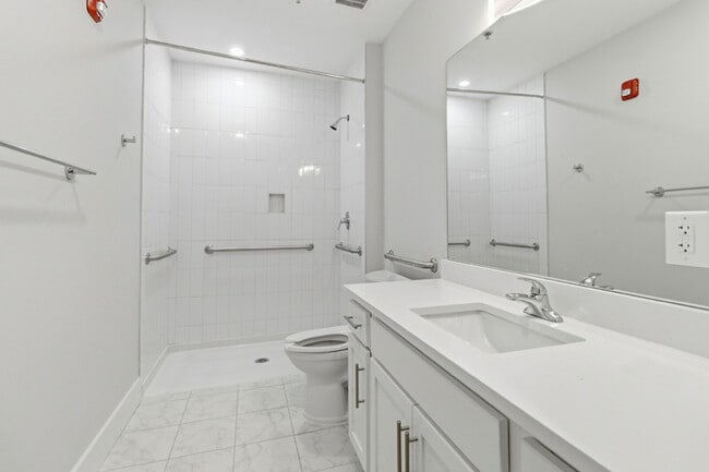 Photo - 350 Main St Unidad Apt # 101
