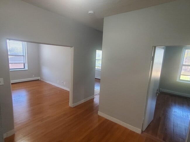 Photo - 4 Abbotsford St Unit 6
